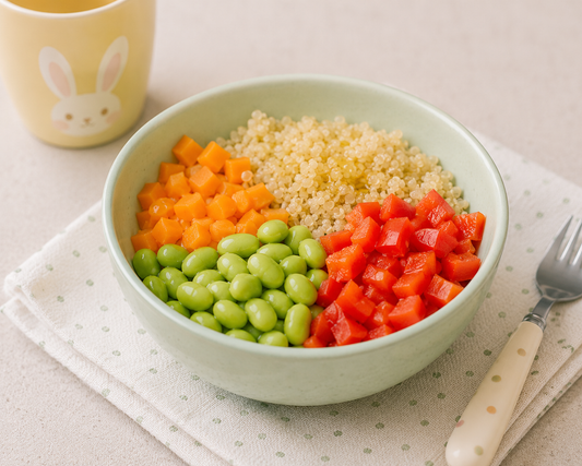 Quinoa-Gemüse-Bowl mit Edamame